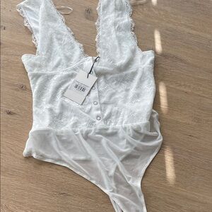 Promesa White Lace Bodysuit